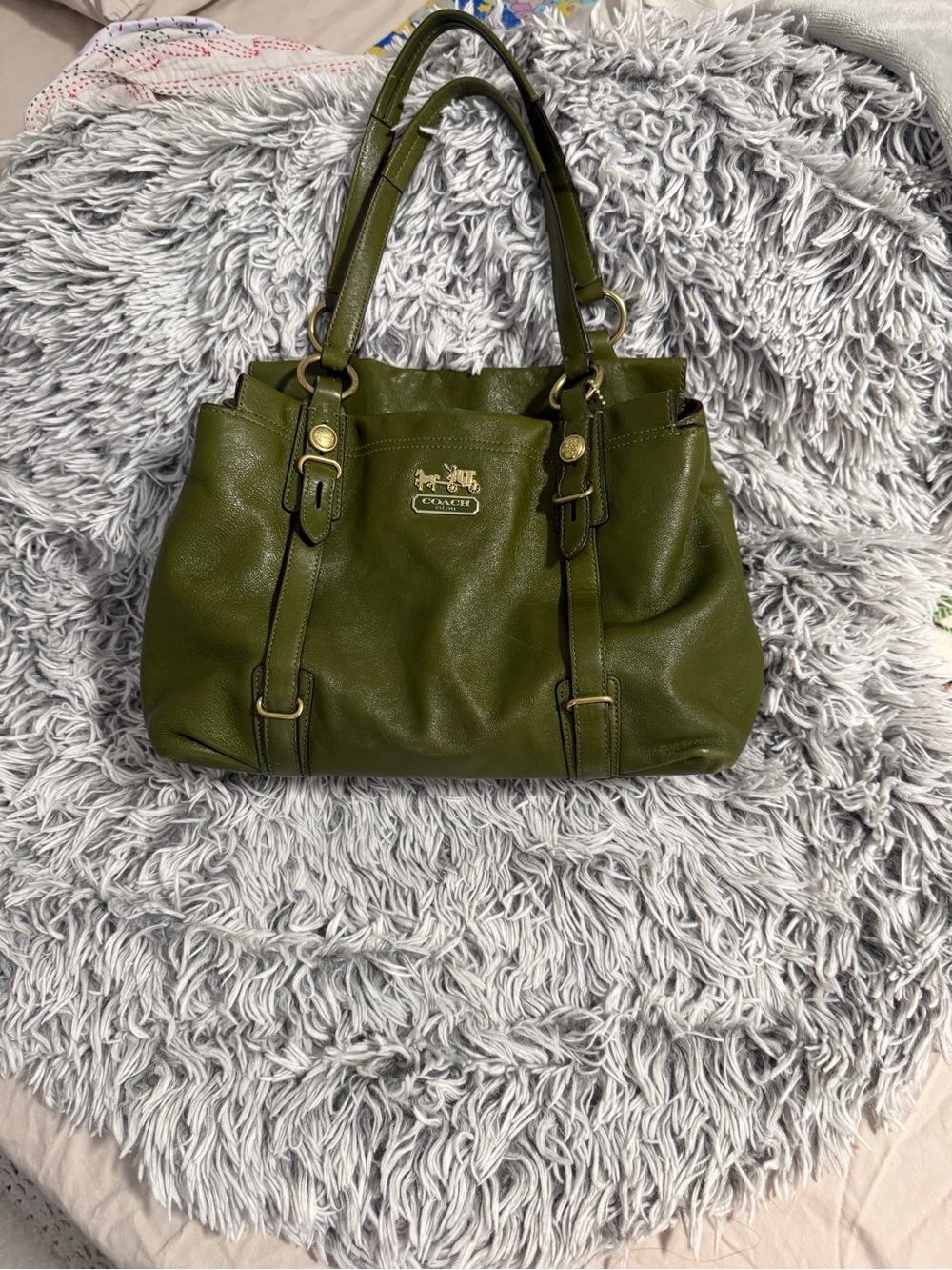 Coach Olive Green Leather Shoulder Bag with Gold Hardware